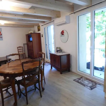 Coqueliquot Domaine De L'annonciade Apartment Les Mees